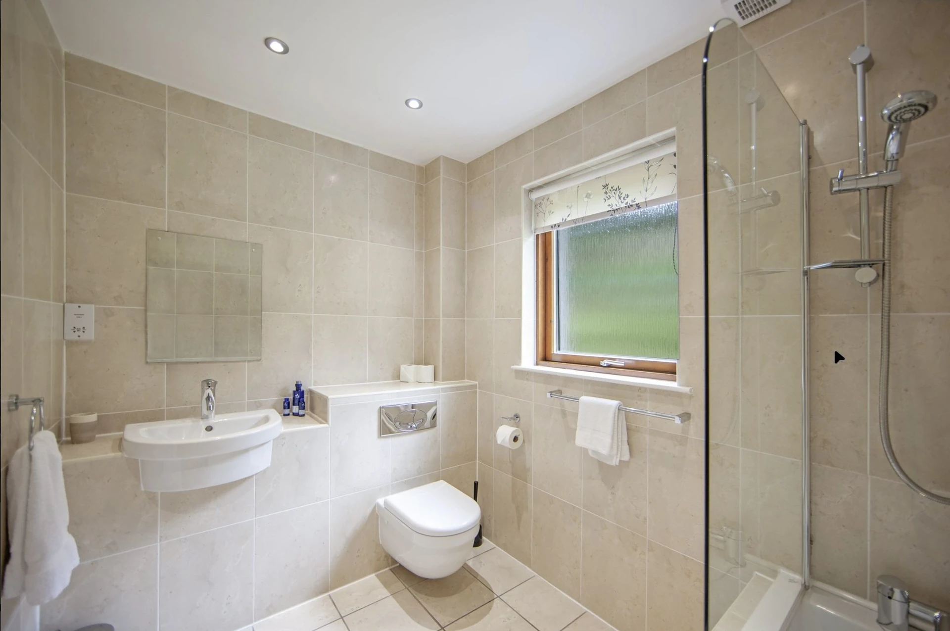 Seabank Lodge Image 1