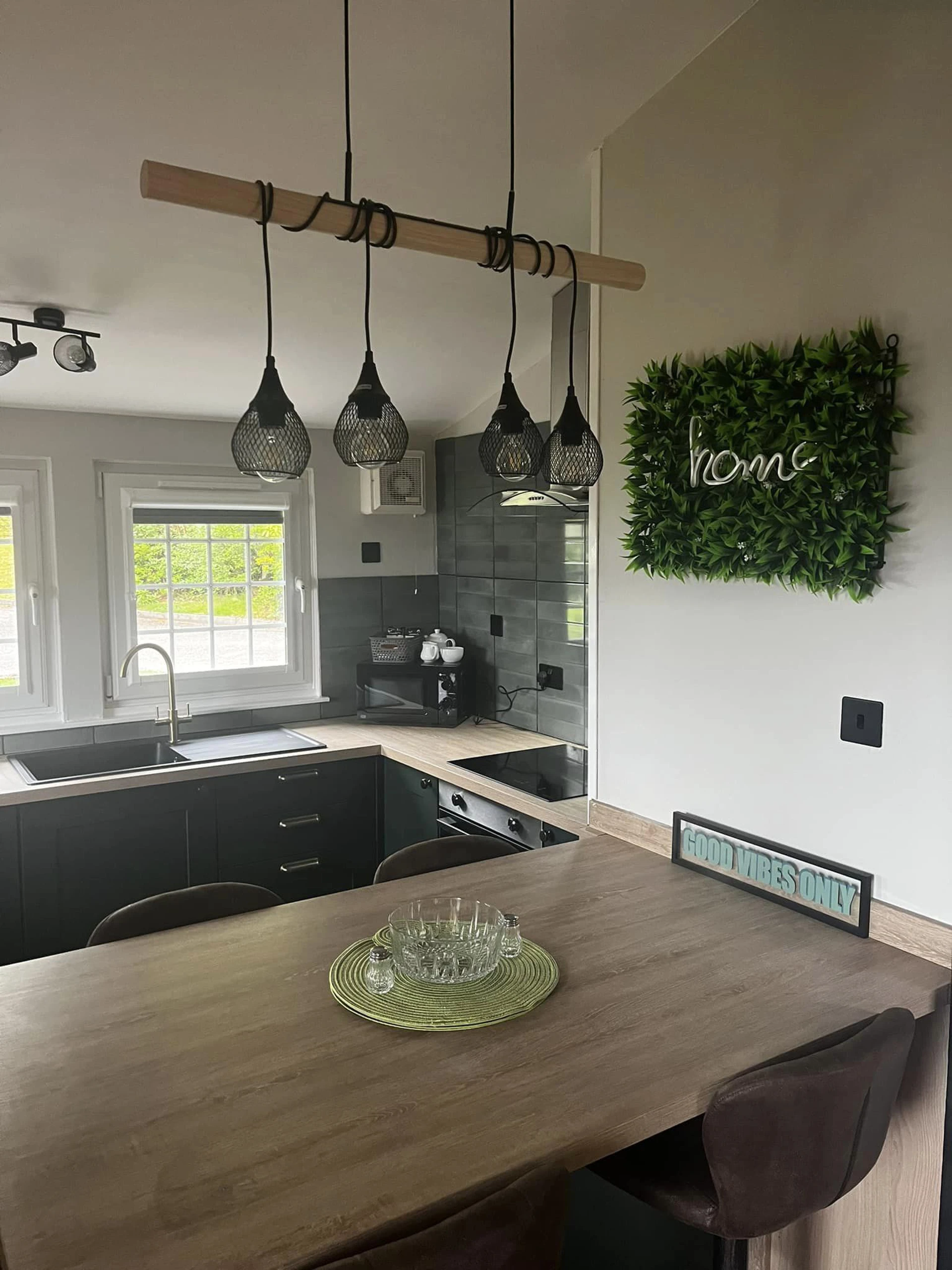 Beech Tree Lodge Image 1