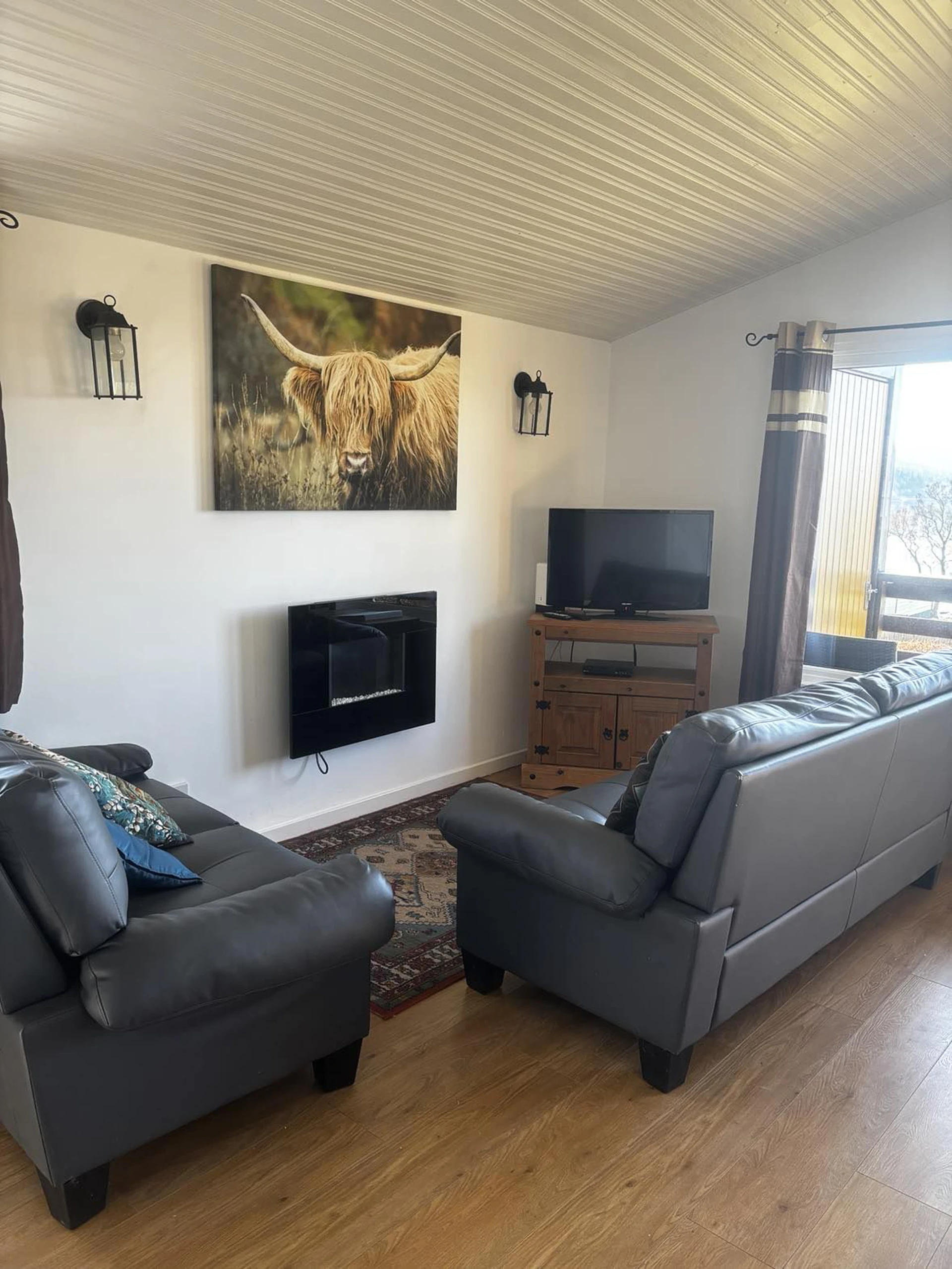 Oak Tree Lodge Image 1