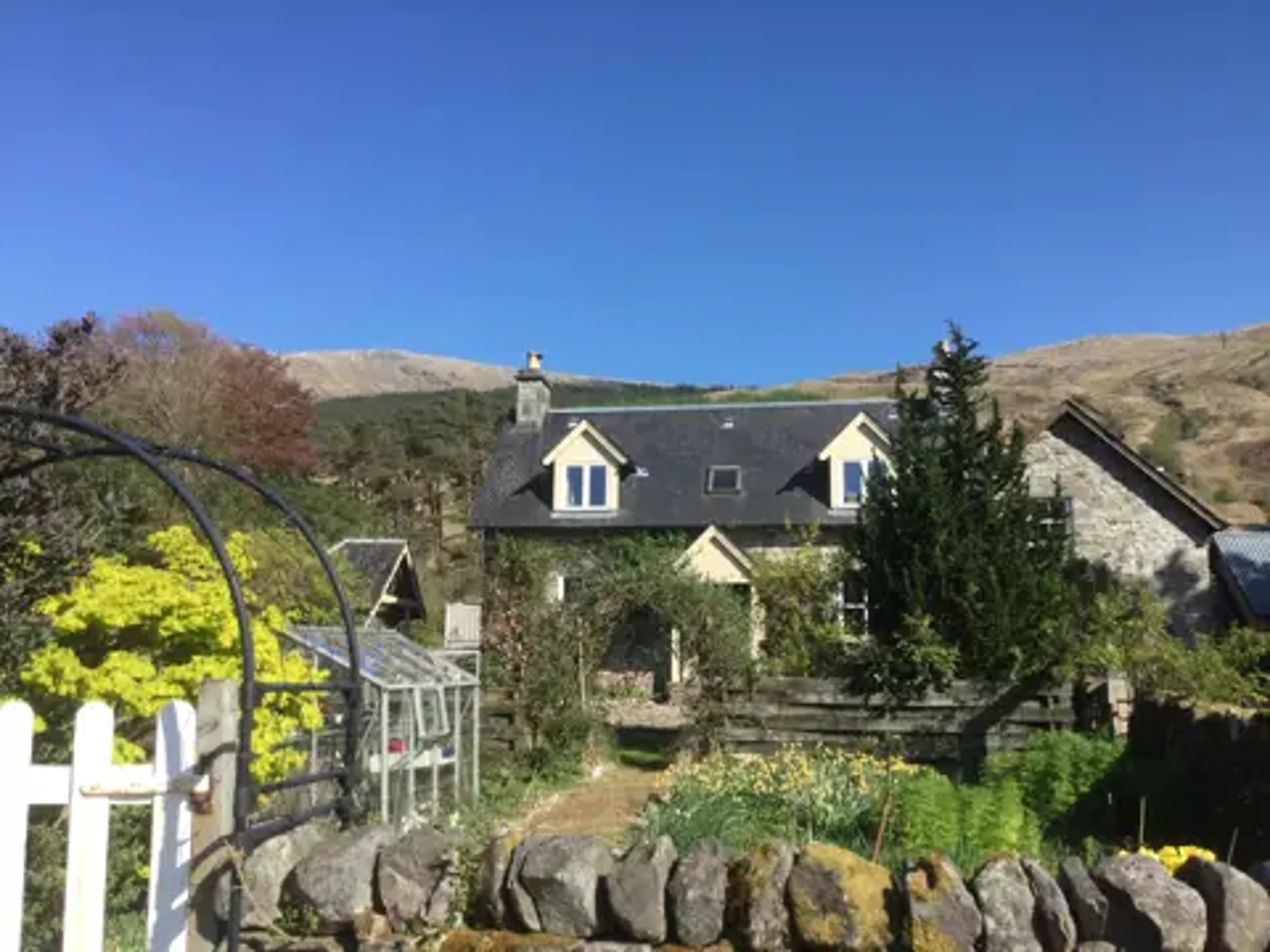 Background image - southqueensferryqfcrossing-roadbridge2.jpg