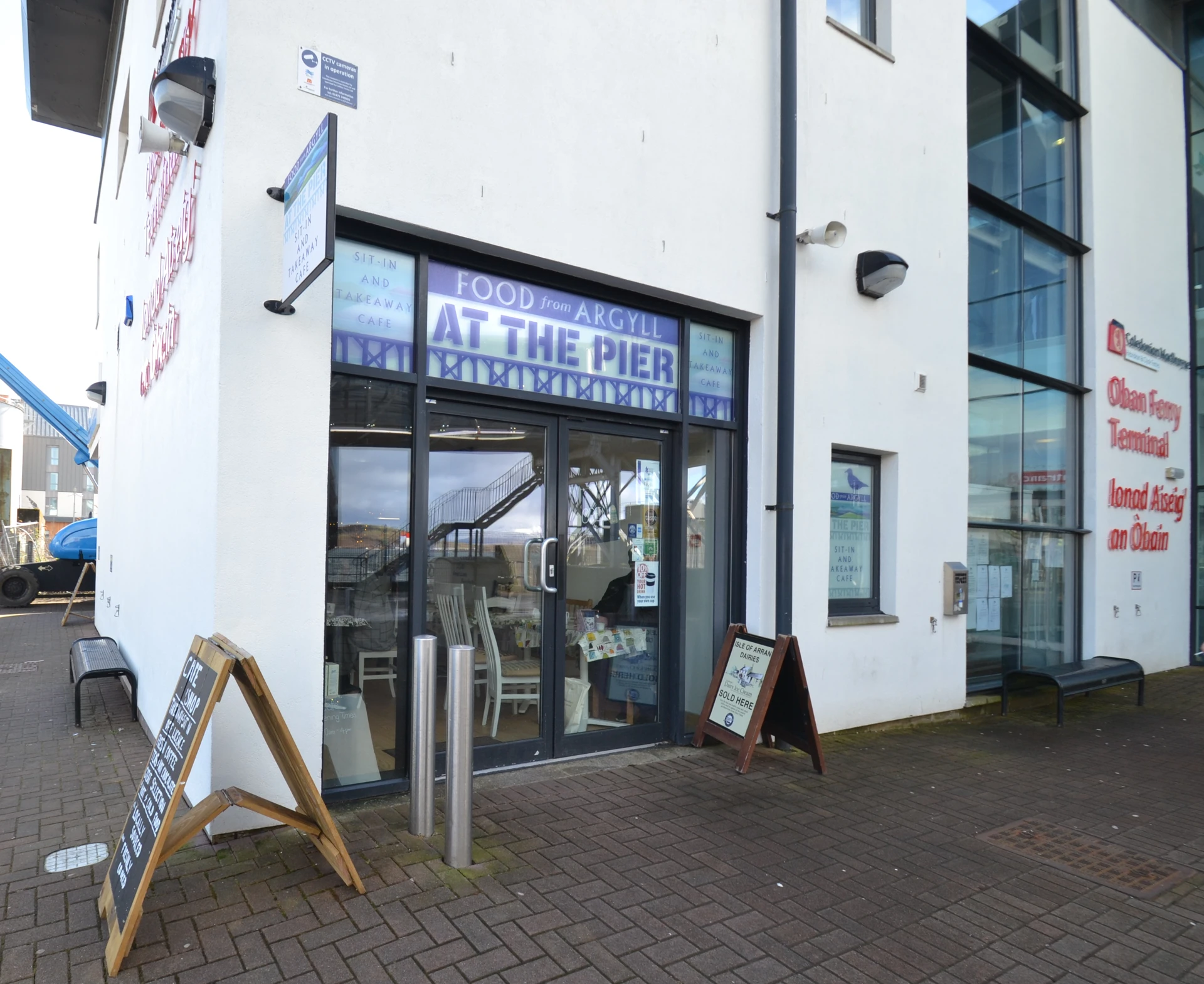 Background image - southqueensferryqfcrossing-roadbridge2.jpg