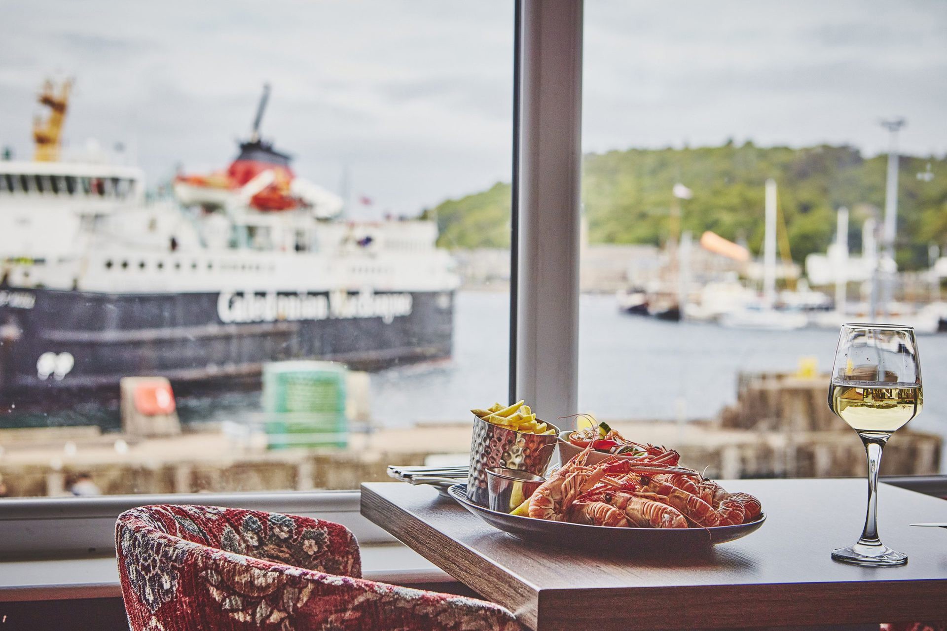 Background image - Waterfront Fishhouse 1688 Scaled