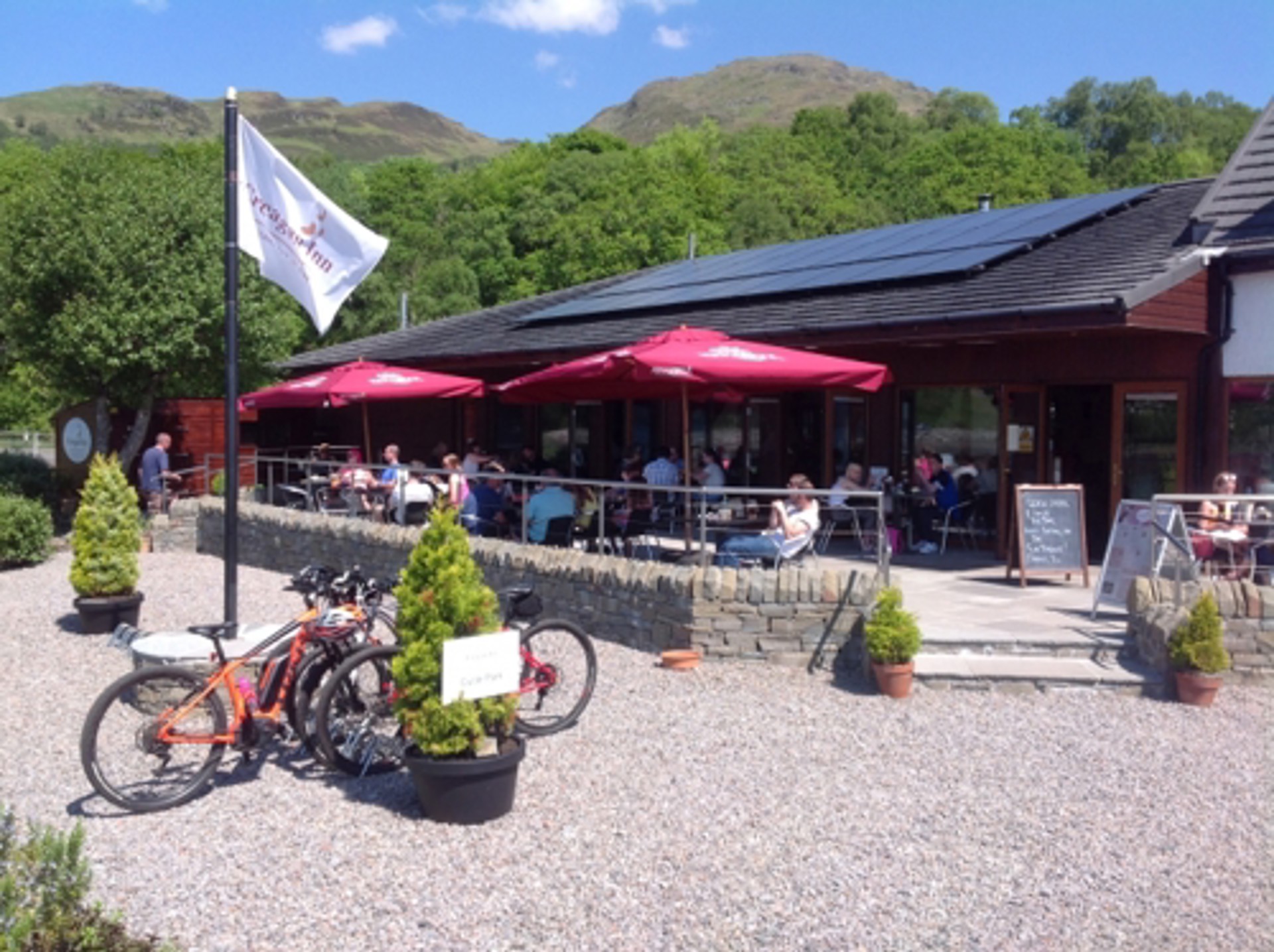 Background image - cregan3.jpg